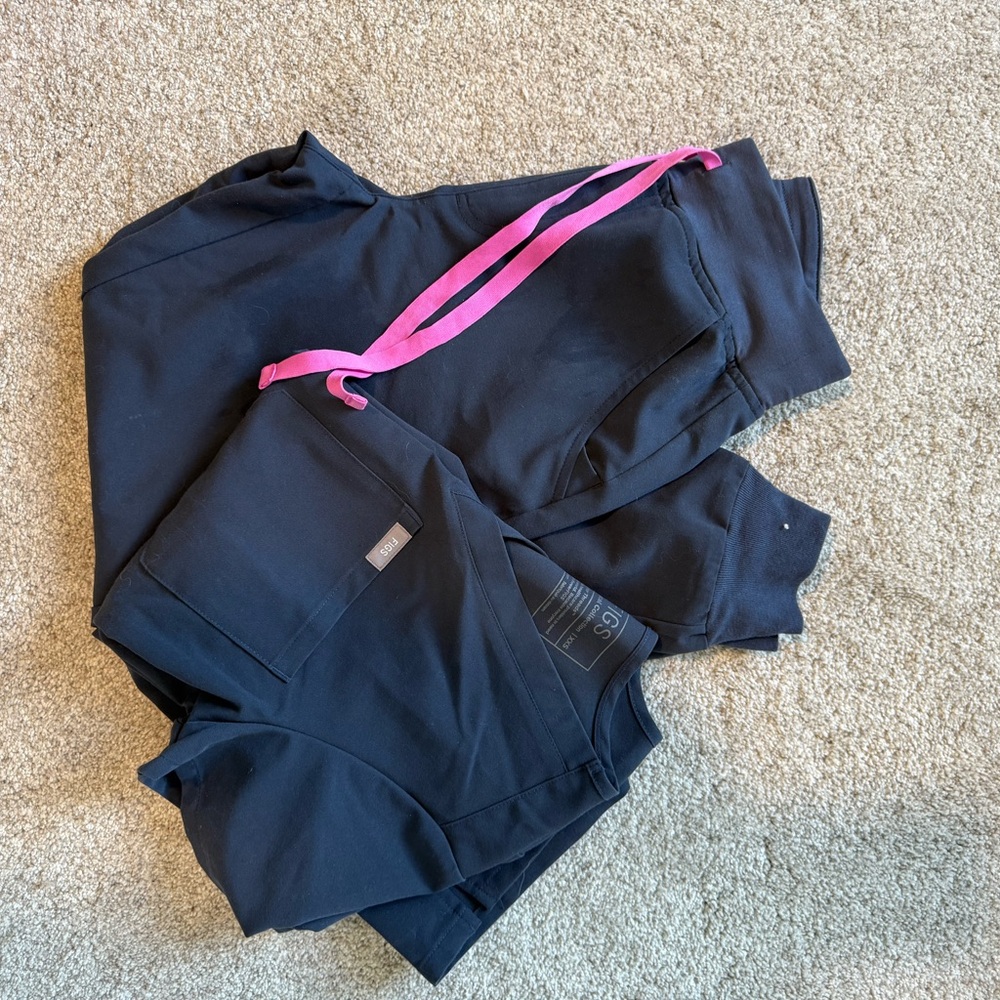 Figs Jogger Scub Set
